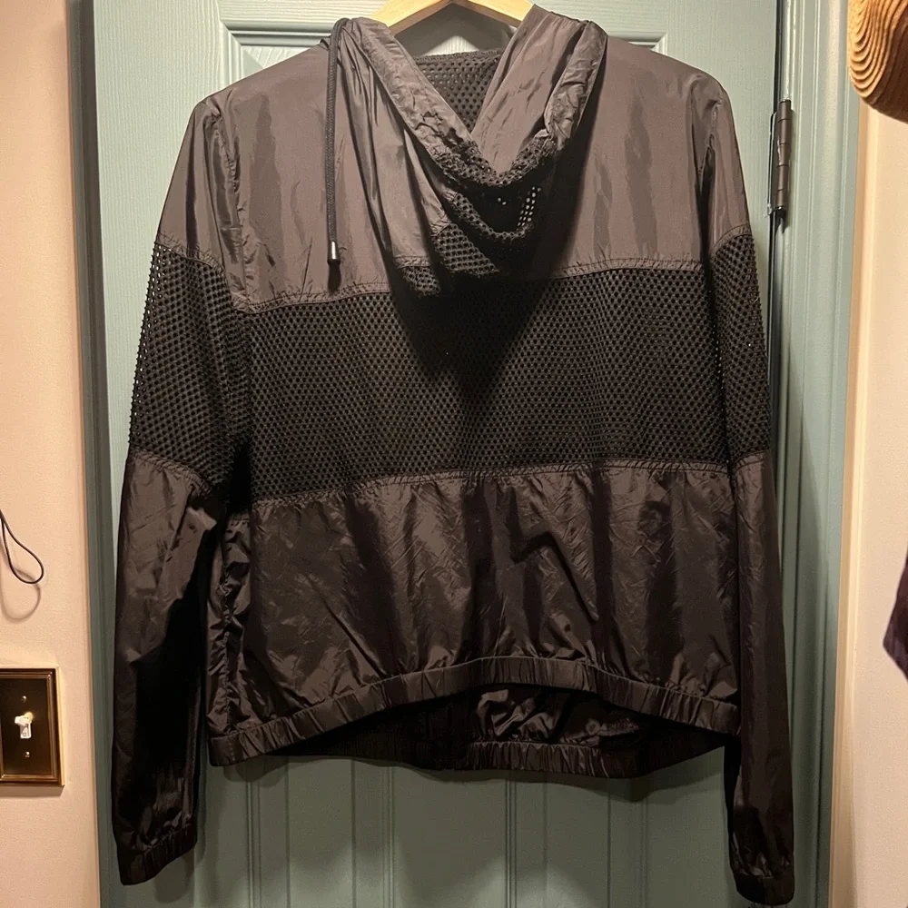 Torrid cropped mesh inset active jacket - Picture 4 of 4